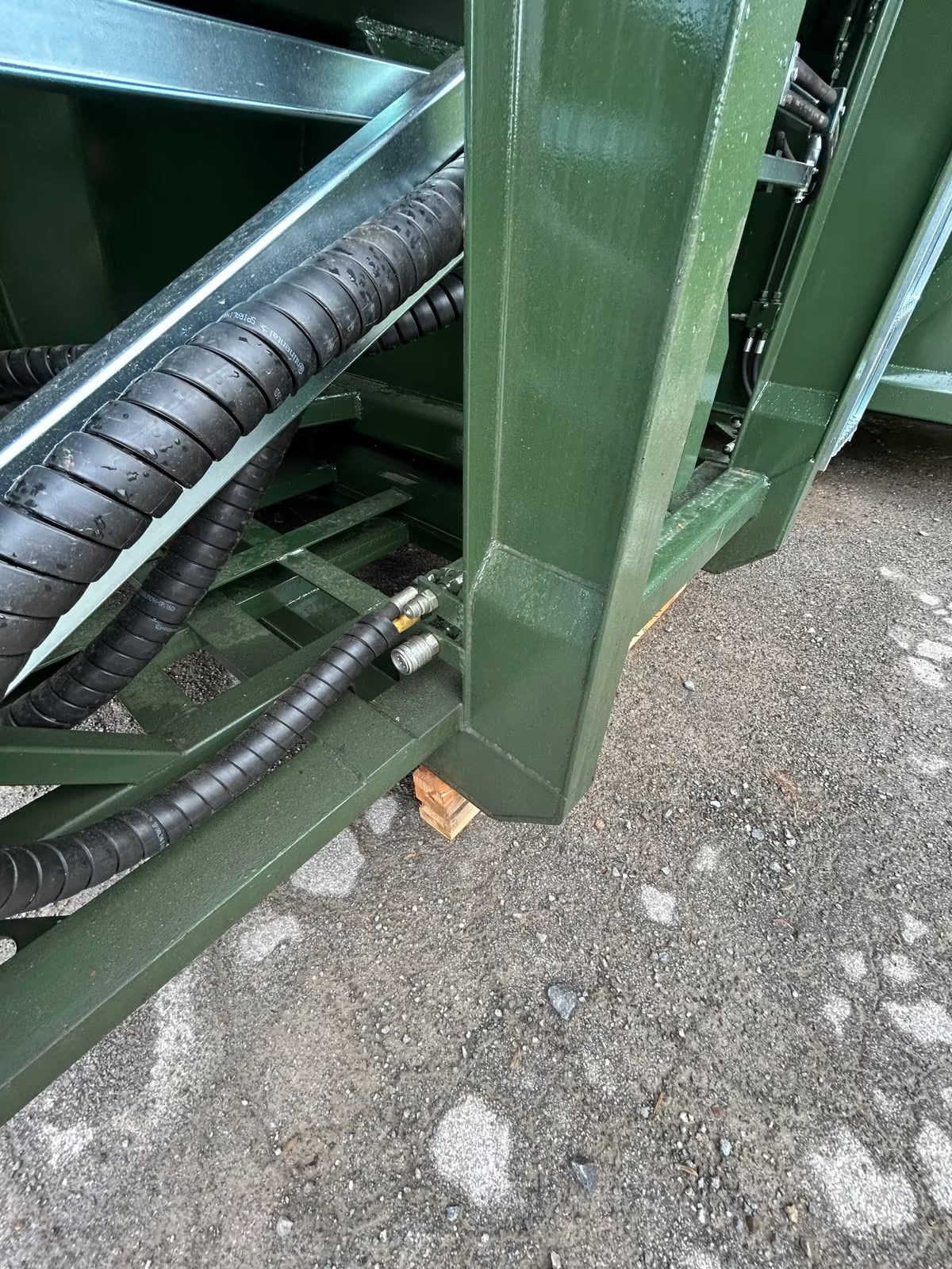 Abschiebecontainer - 38 cbm mit hydraulischer Abdeckung